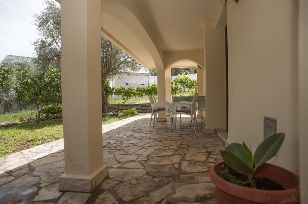 Gregovic Family Apartments Petrovac Exteriör bild