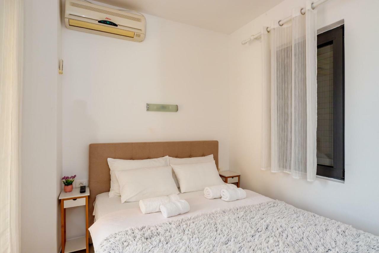 Gregovic Family Apartments Petrovac Exteriör bild